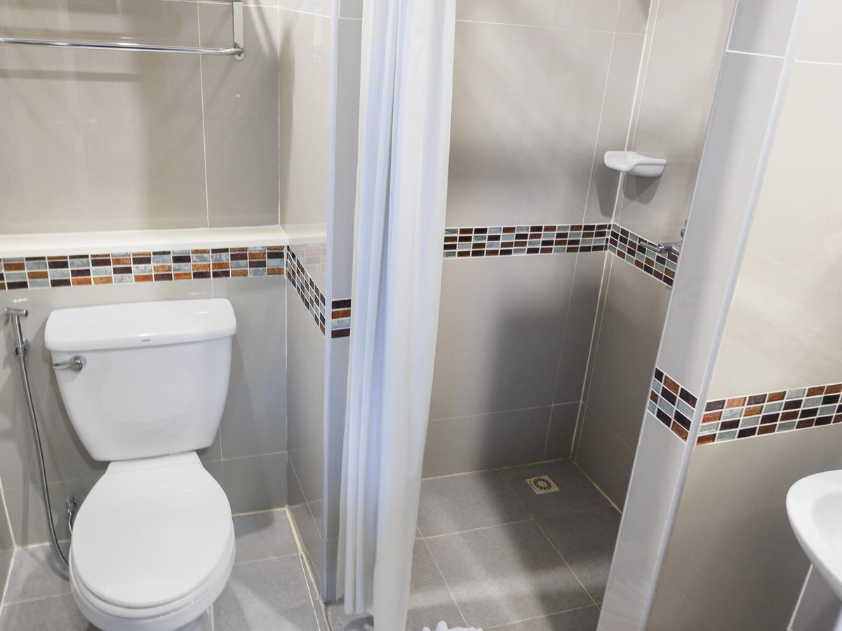 Resor Tuana Brook Pool Access Chalong