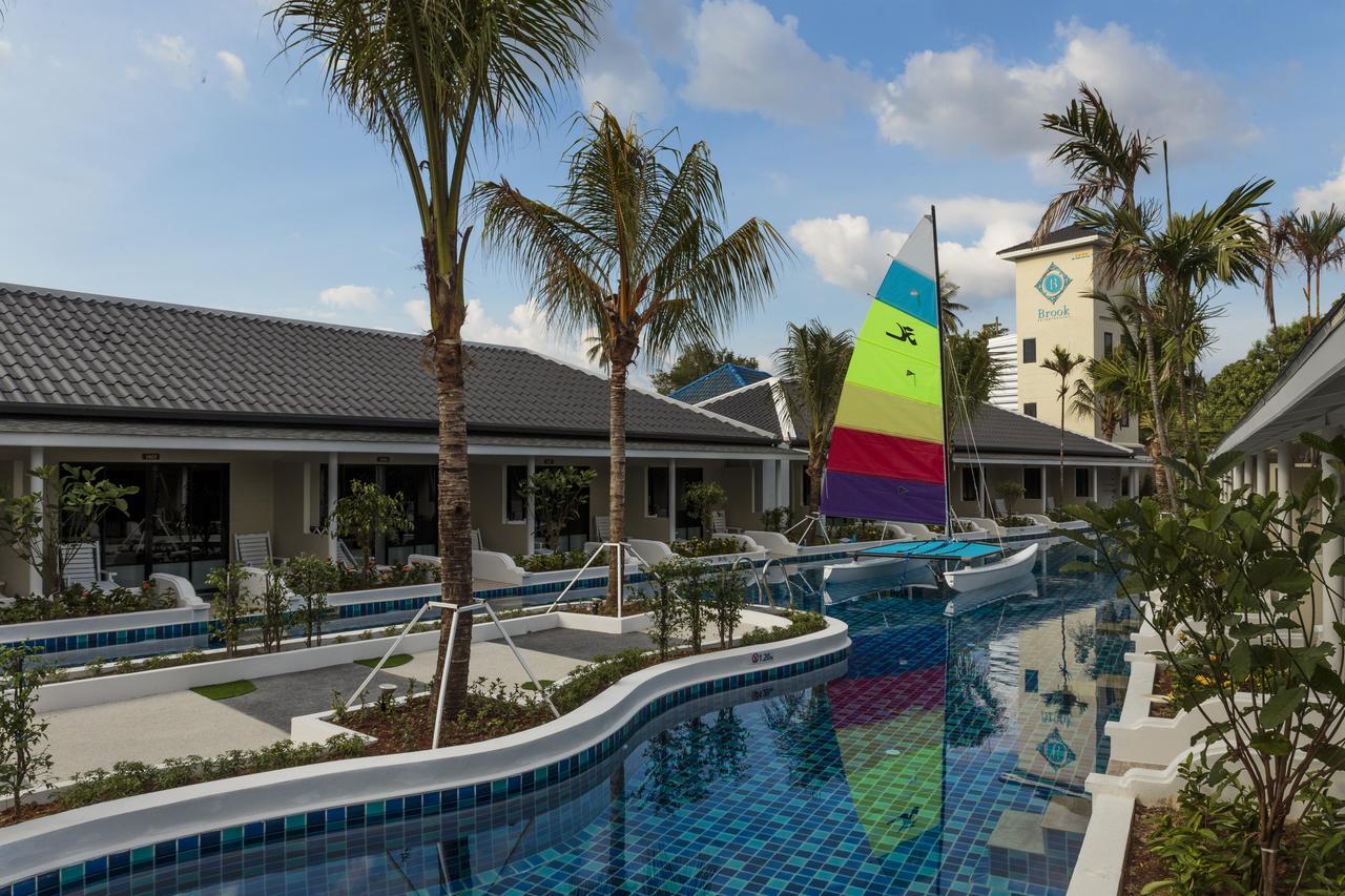 Tuana Brook Pool Access Resor