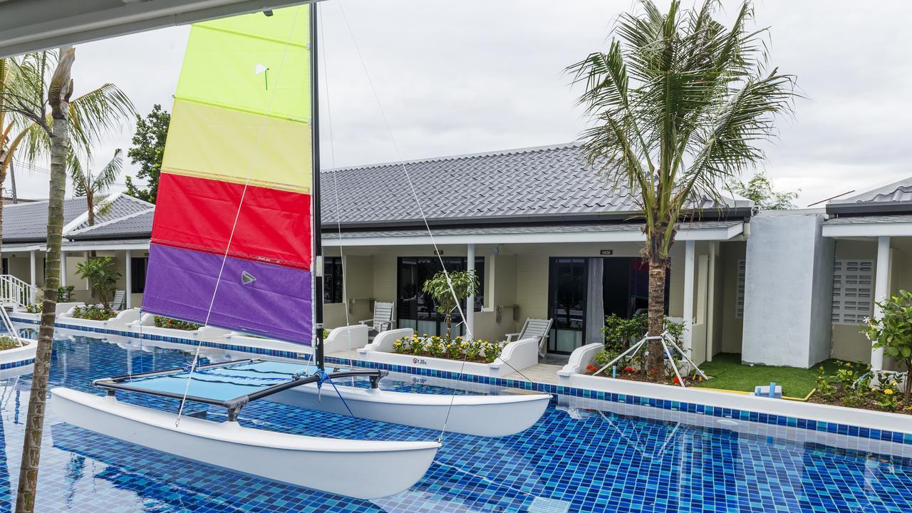 Tuana Brook Pool Access Resor Chalong