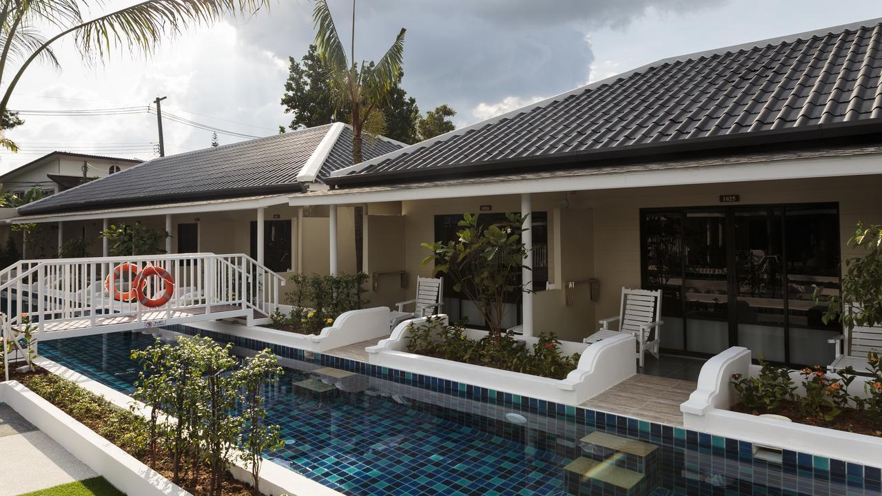 Resor Tuana Brook Pool Access
